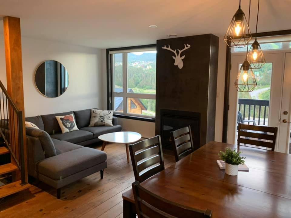 Le Chalet Du Vali Villa Saint-David-de-Falardeau Buitenkant foto
